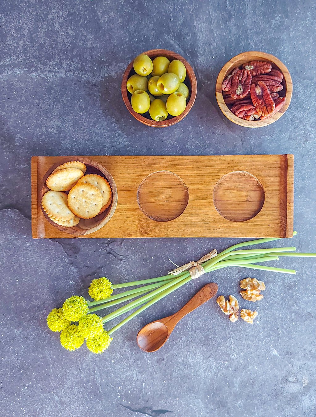 Wooden Mini Bowl Set. Versatile tray sets ideal for serving snacks, spices, and condiments featuring unique grain patterns