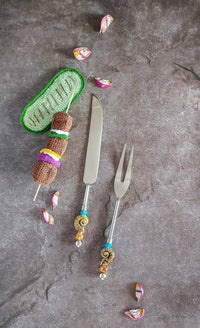 Carving Set with Brown Beads for cutting and serving meat, fish, or poultry - Zapurah - Home Decor - www.zapurah.com