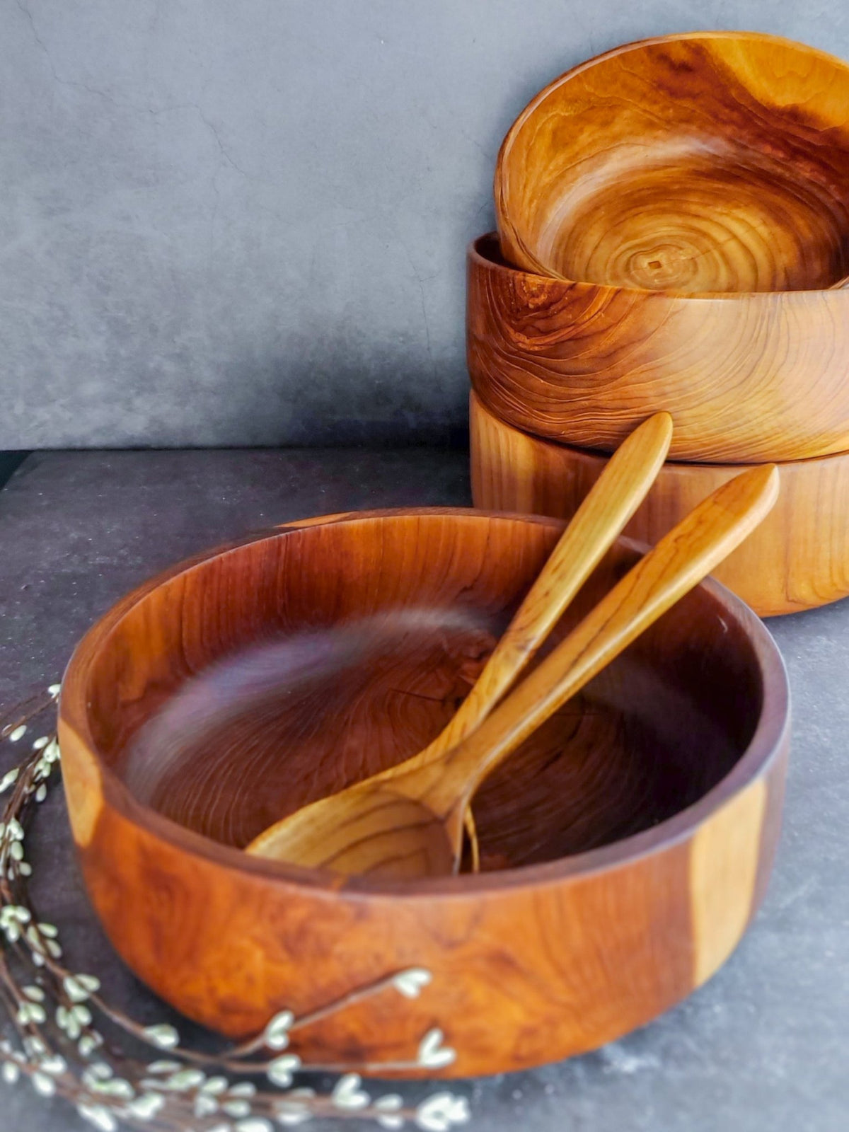 Large Wooden Salad Bowl Crafted from High-quality Wood - 30x9cm - Zapurah - Home Decor - www.zapurah.com