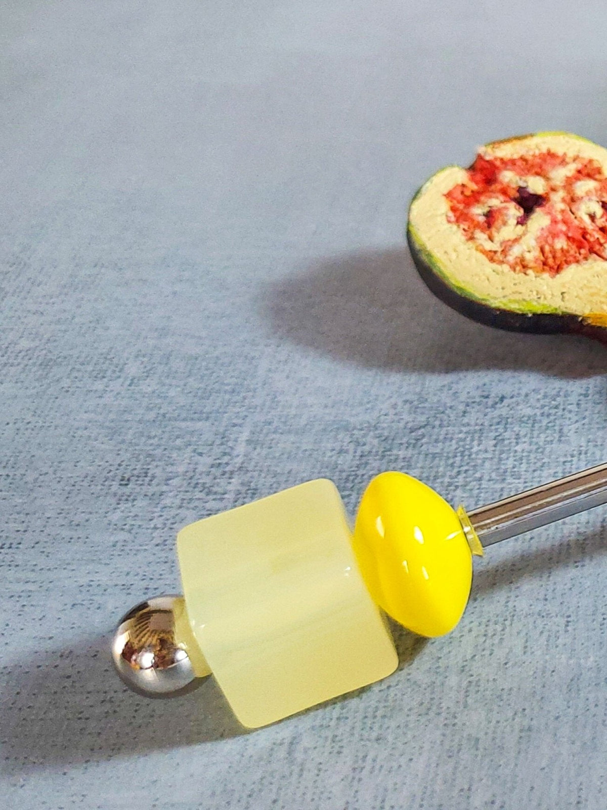 Beaded Cheese Knife with Yellow Beads for Cutting and Spreading Cheese - Zapurah - Home Decor - www.zapurah.com - www.zapurah.com