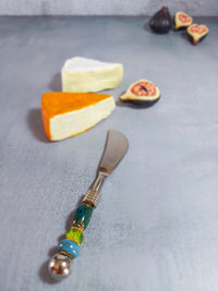 Butter Knife with Green Beads for Spreading Butter, Soft Cheeses or Dips Logo - Zapurah - Lifestyle - www.zapurah.com