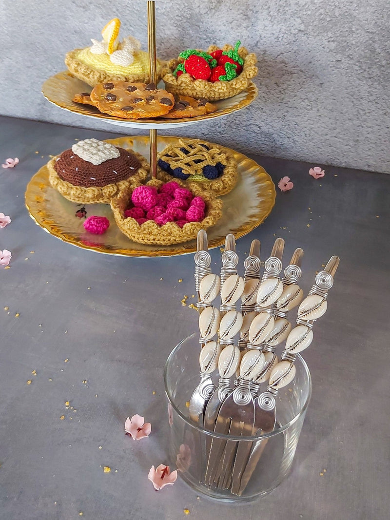 Appetizer Forks with Cowrie Shells for Cake, Pastry or Pie - Set of 6 - Zapurah - Tablescapes - www.zapurah.com