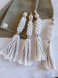 Outdoor Tablecloth Weights with Shells and Cotton Tassels - Set of 4, - Zapurah - Table Decor - www.zapurah.com