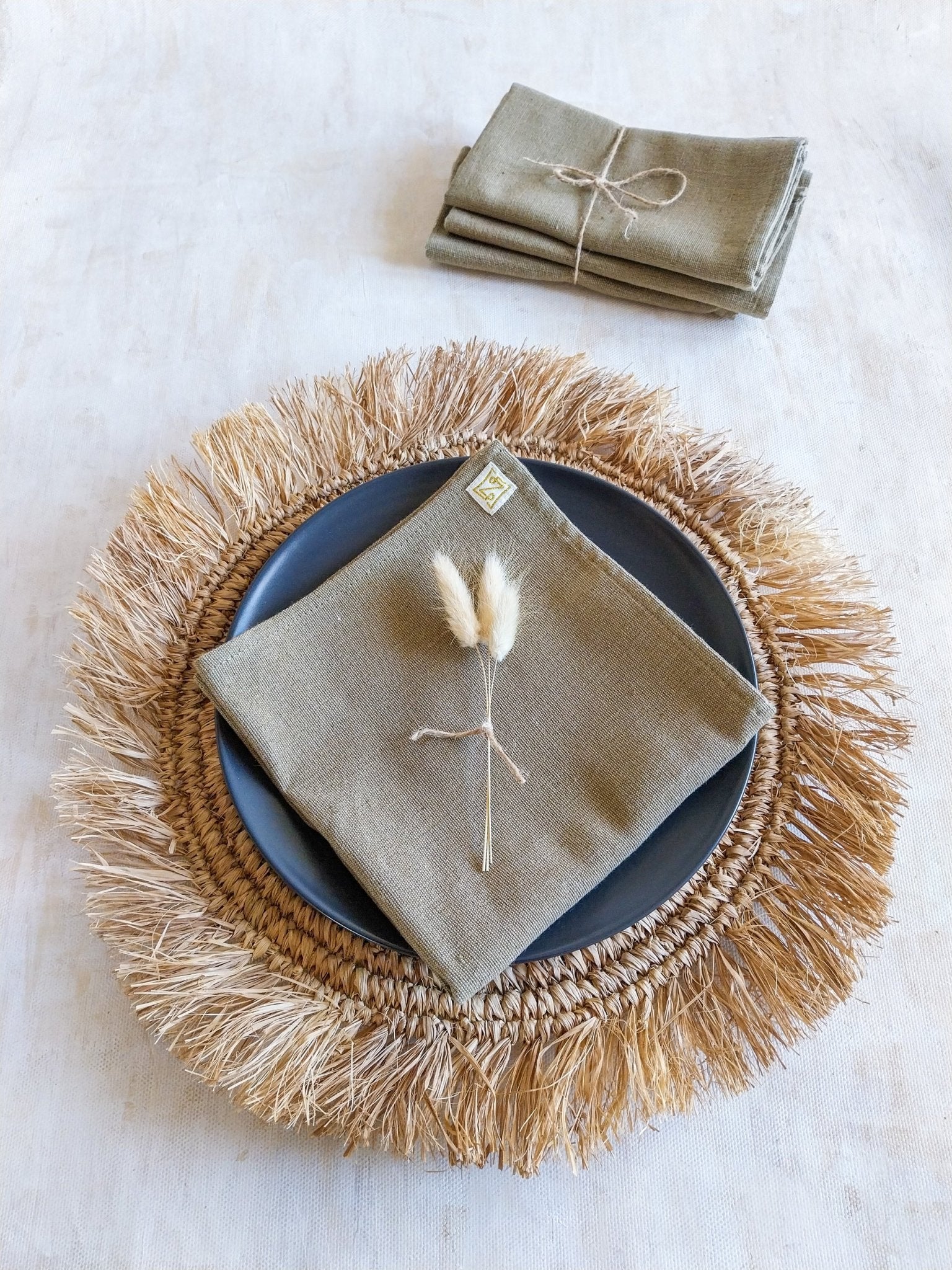 Reusable Cotton Napkins in Taupe Color - Set of 4 - - Zapurah - Lifestyle - www.zapurah.com