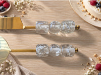Close up of the clear beaded handles on the Embun cake knife and server